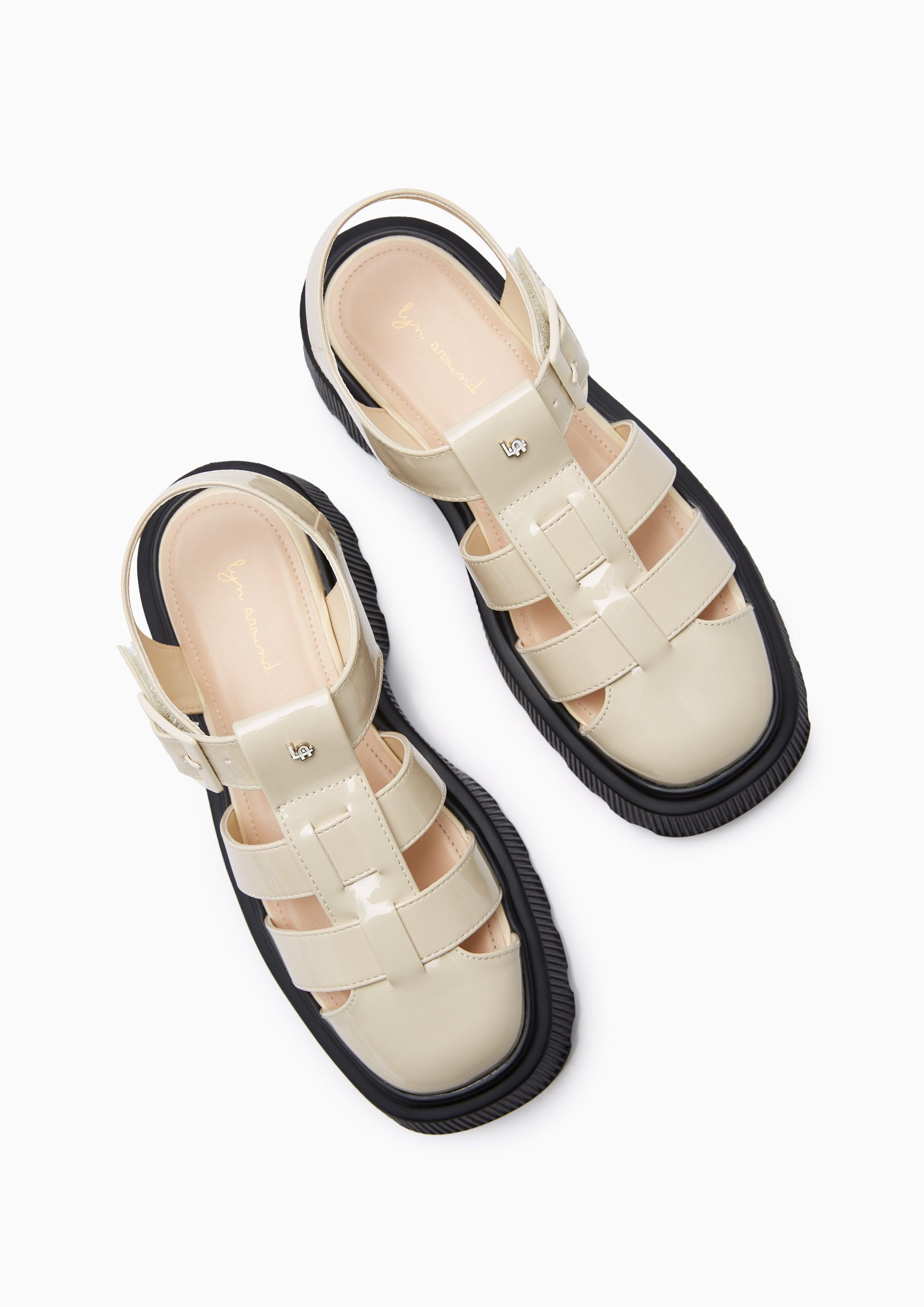 Isshin Flat Sandals Nude