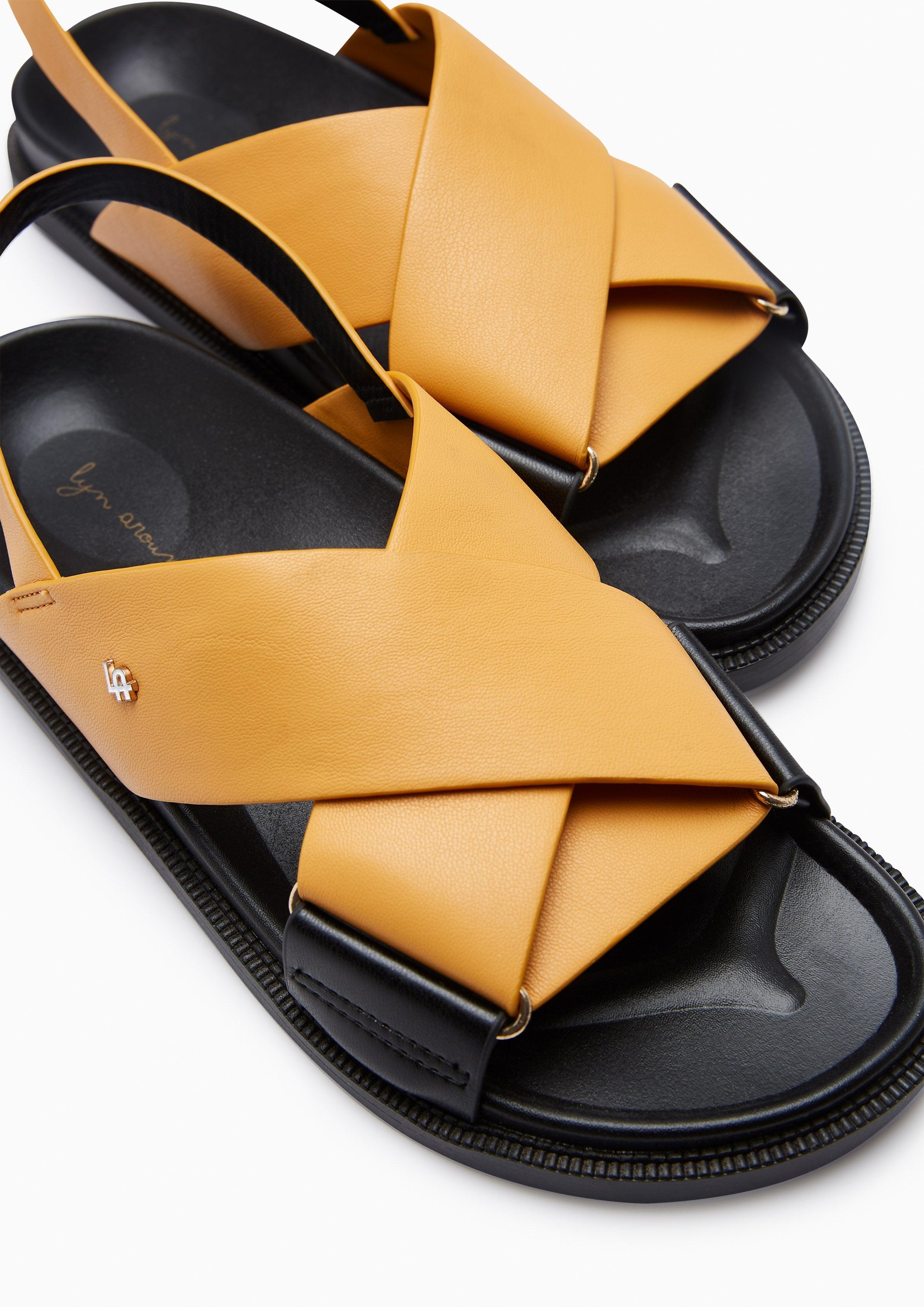 Alan Flat Sandals Black