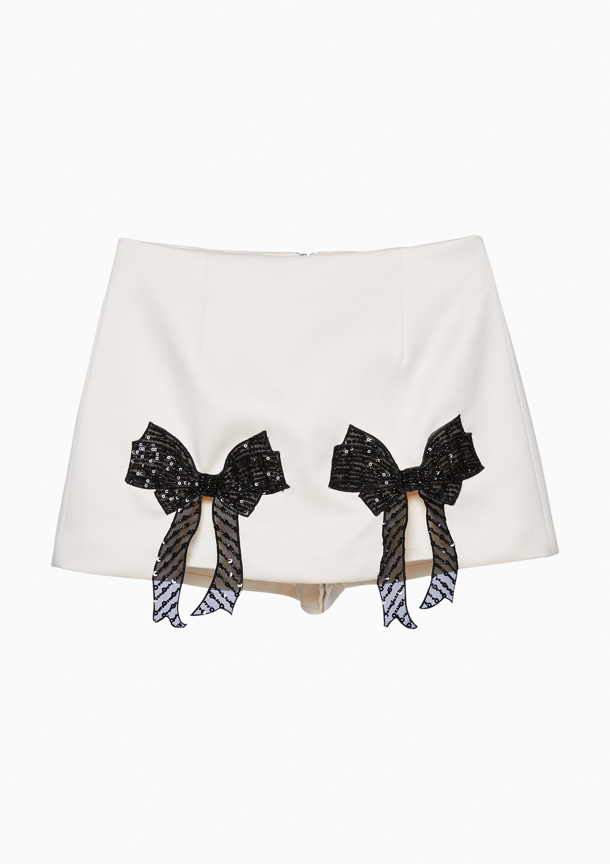 Lost in Museum Sequin Bow Embellished Shorts Ivory