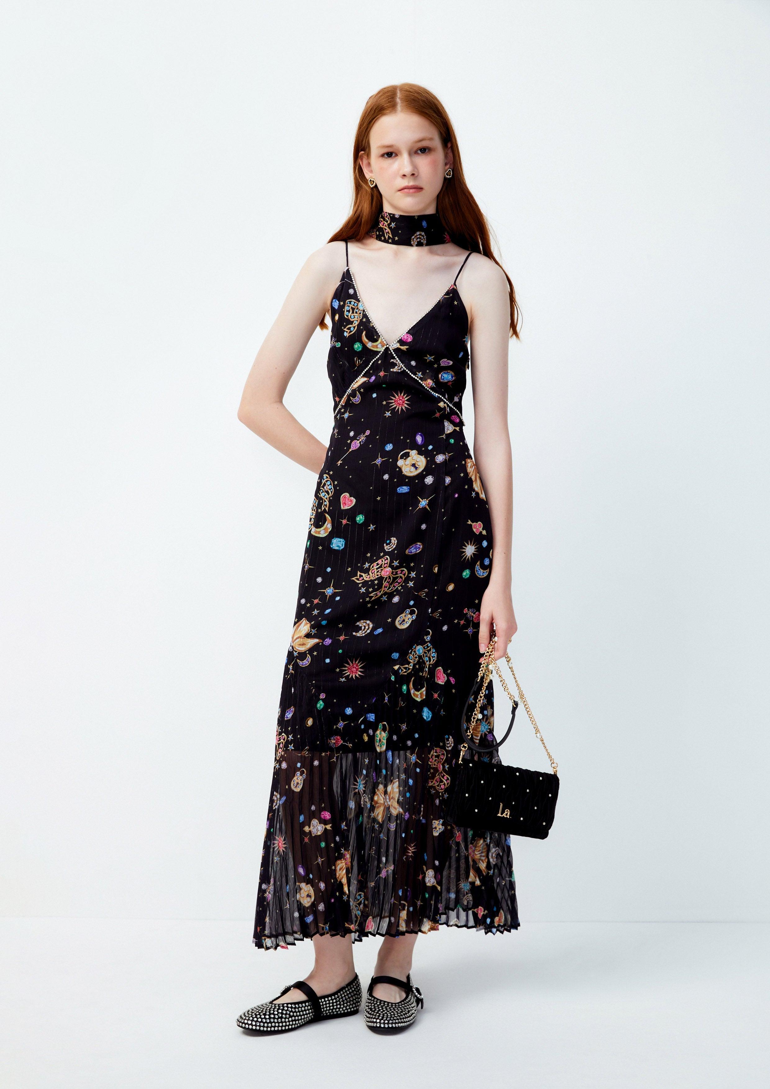 Lost in Museum Opulent Gemstone Elegance Maxi Black