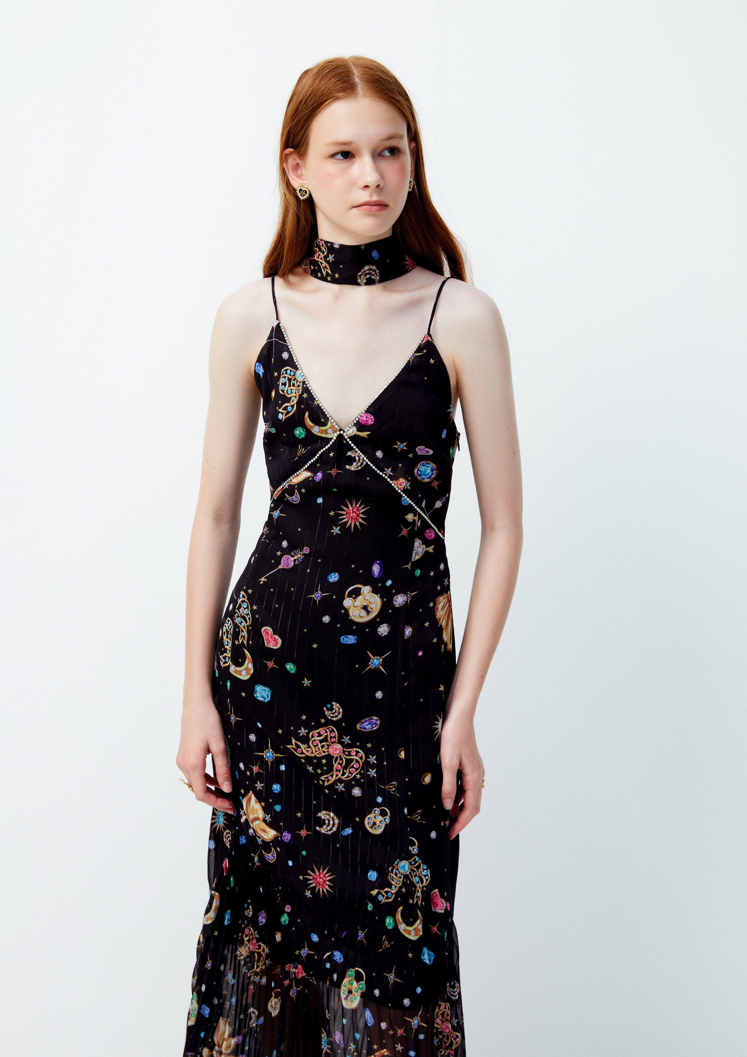 Lost in Museum Opulent Gemstone Elegance Maxi Black