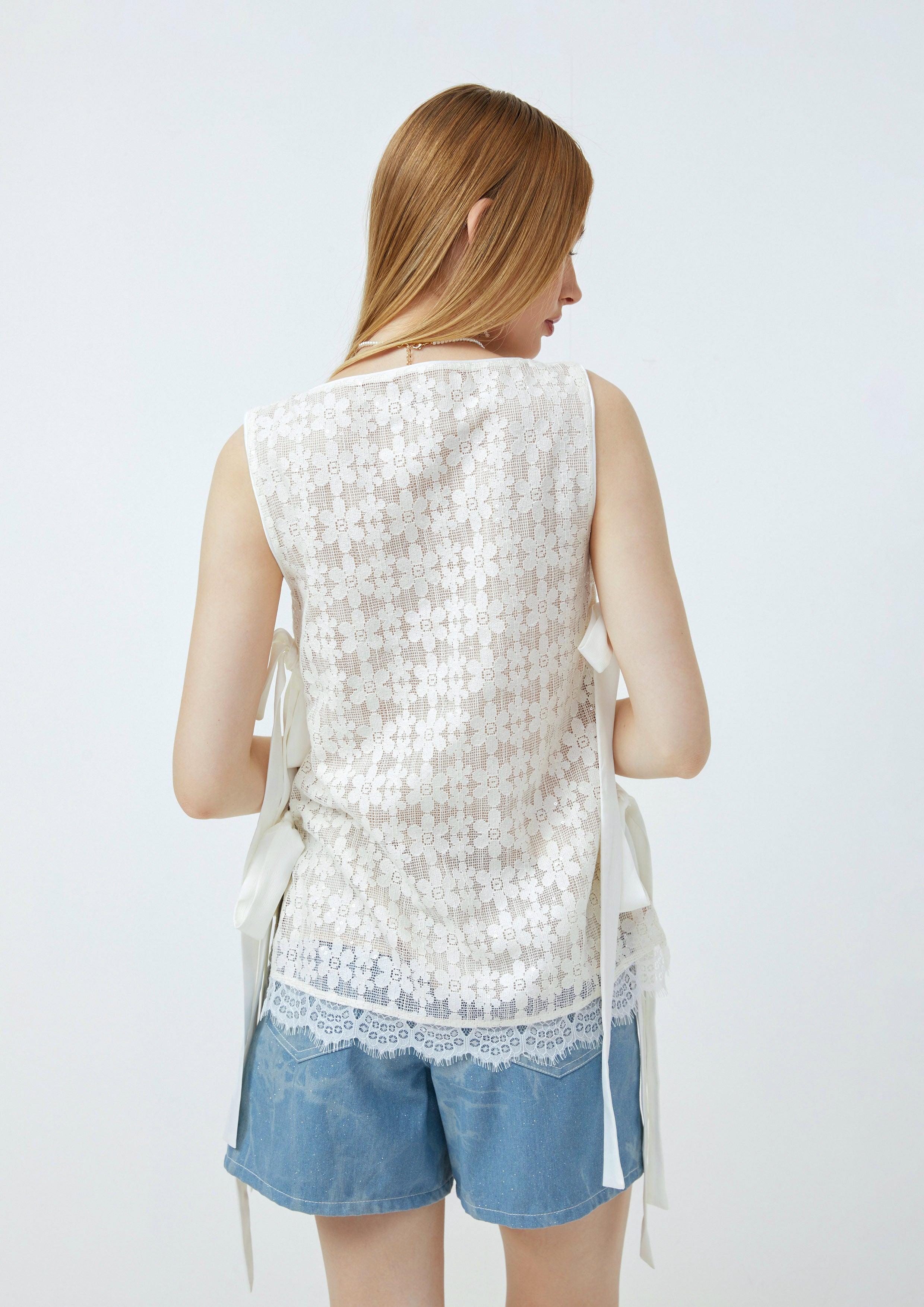 Lost in Museum Sleeveless Lace Top White