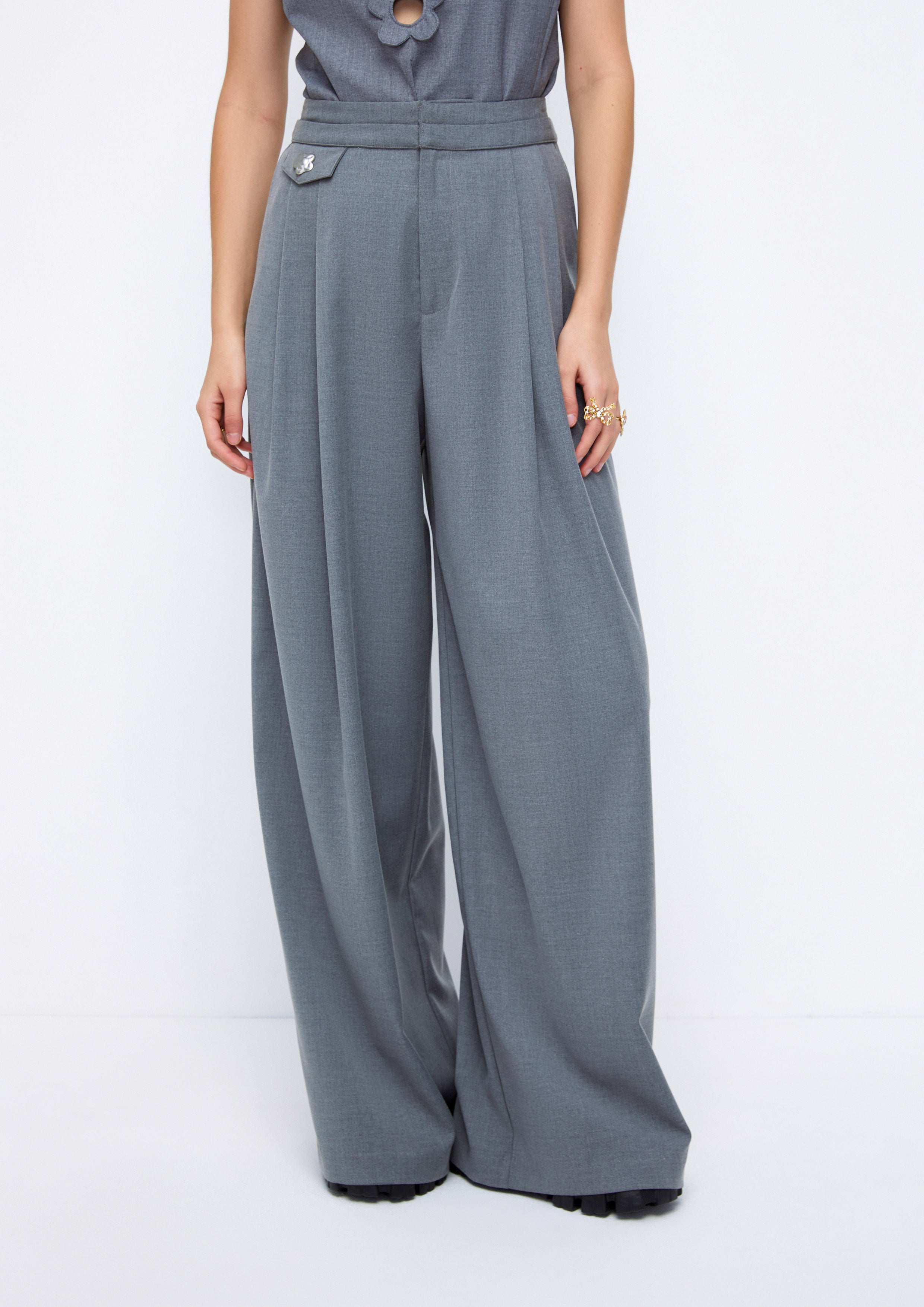 Loose-Fit Wide Leg Pants Lost In Museum Collection