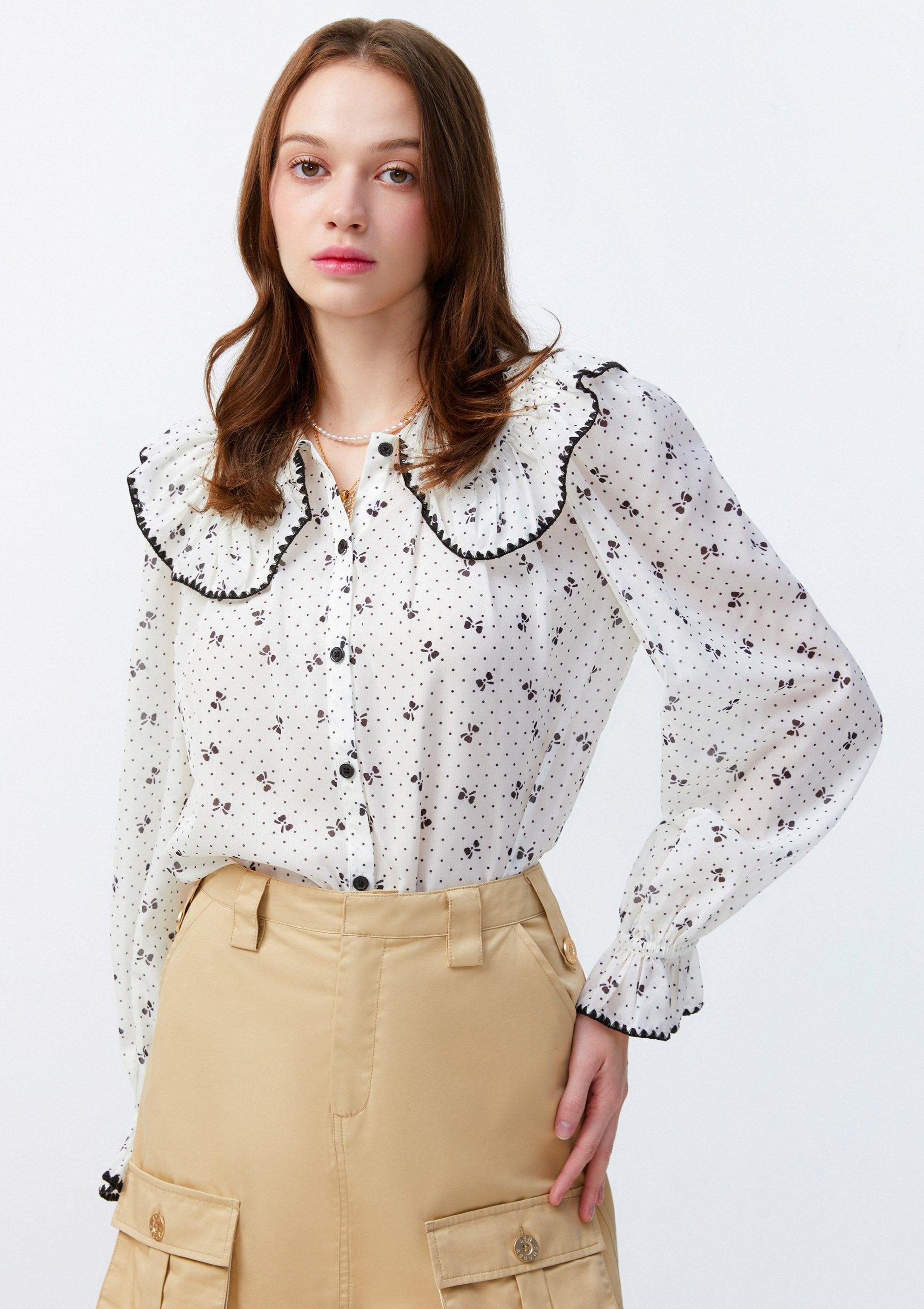 Lost in Museum Ribbon Charm Monogram Blouse White