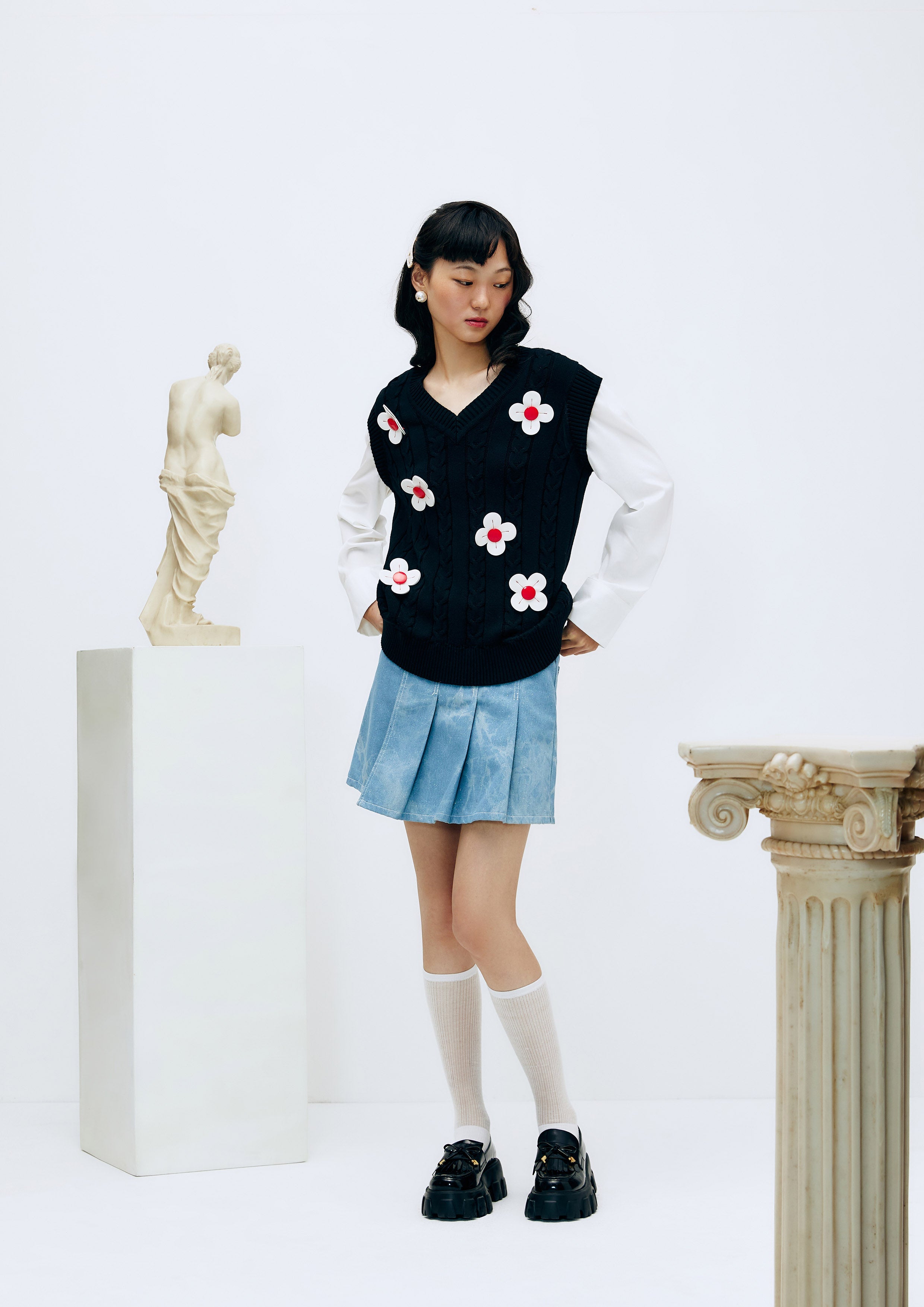 Floral Long Sleeve Ribbed Knitted Top Lost In Museum Collection