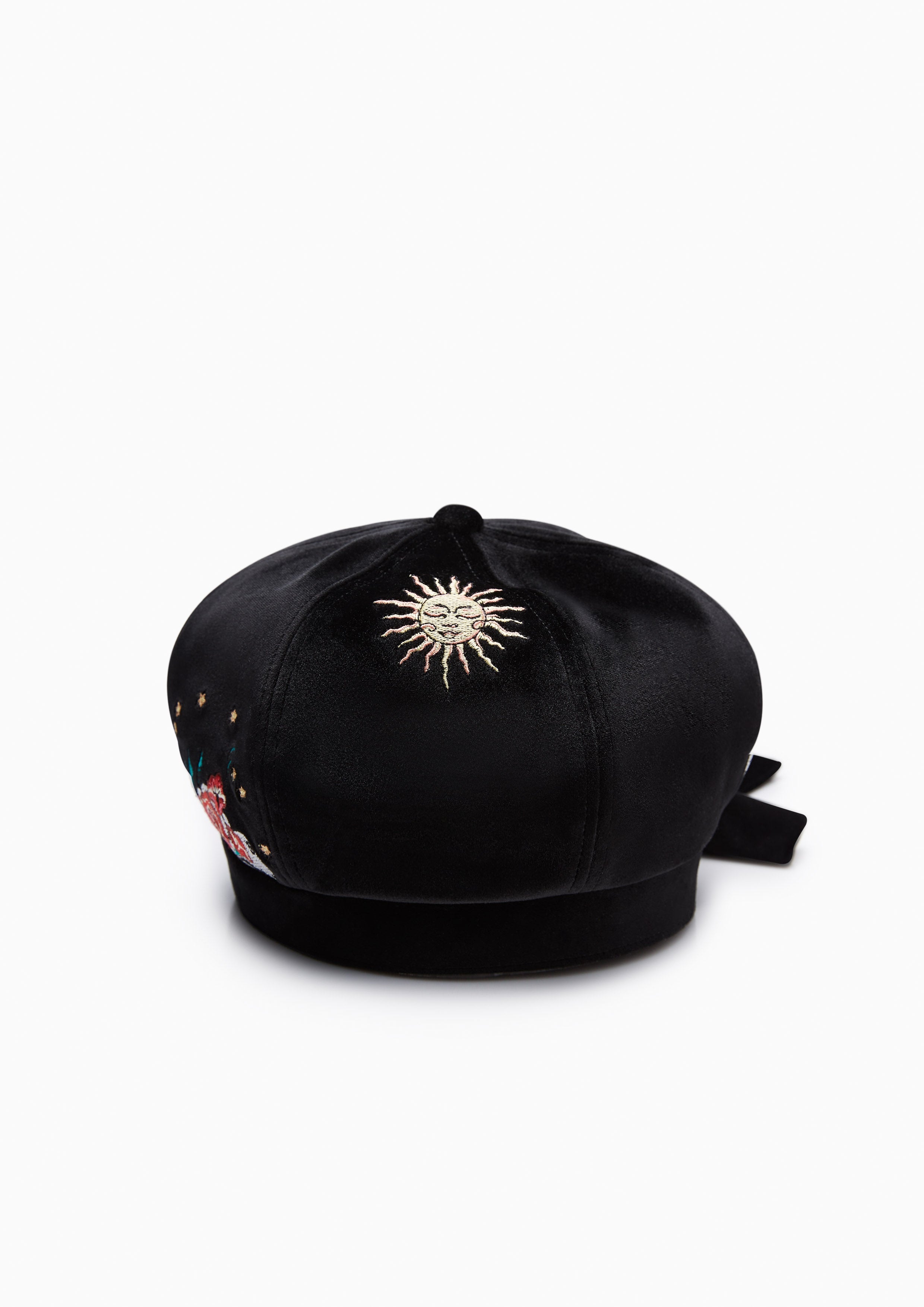 Chromatic Daydream Embroidery Beret Black