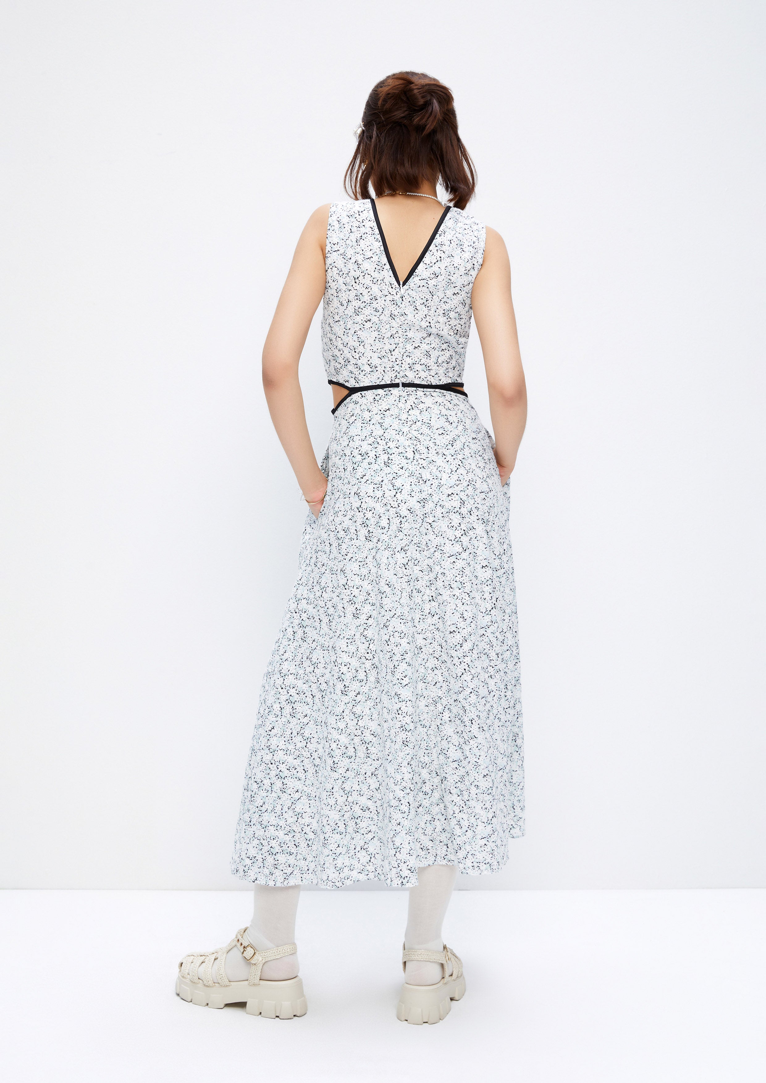 Floral Cutout Sleeveless Midi Dress Dreamweaver Troop Collection