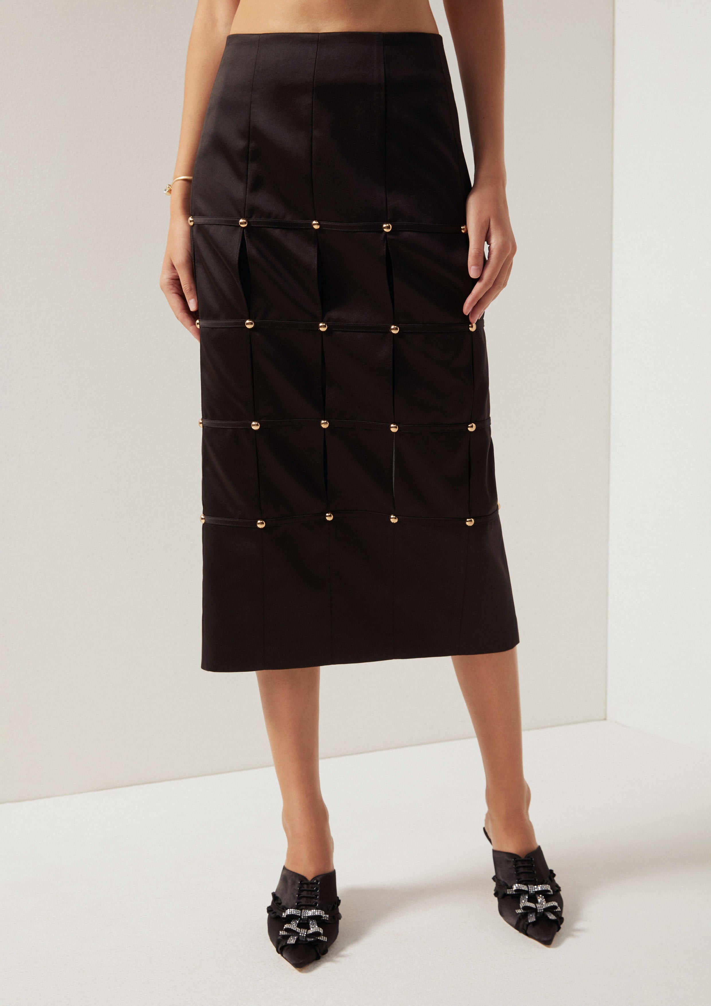 Metallic Studs Pleated Midi Pencil Skirt