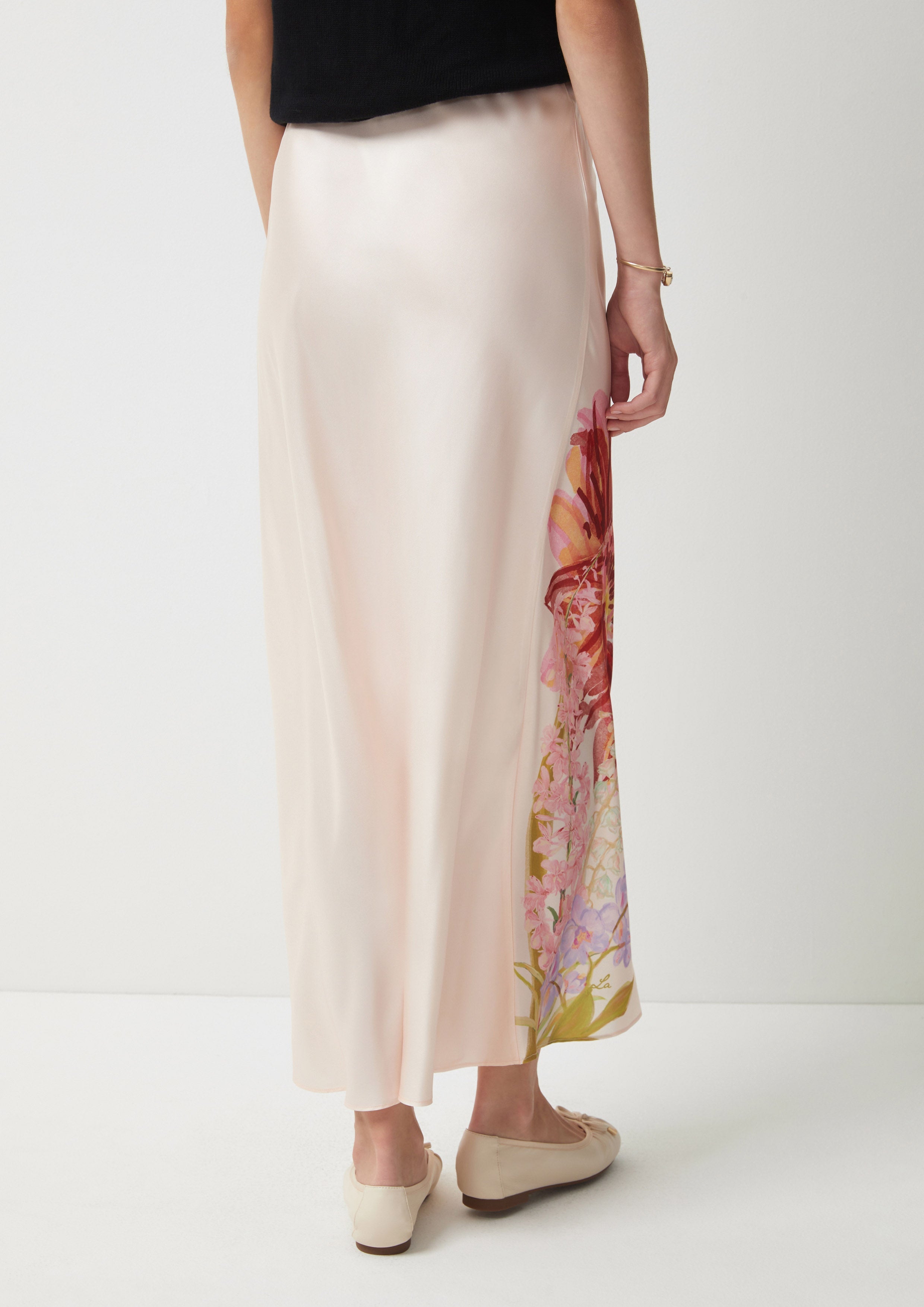 Gerbera Maxi Shift Skirt Dew-kissed Meadows