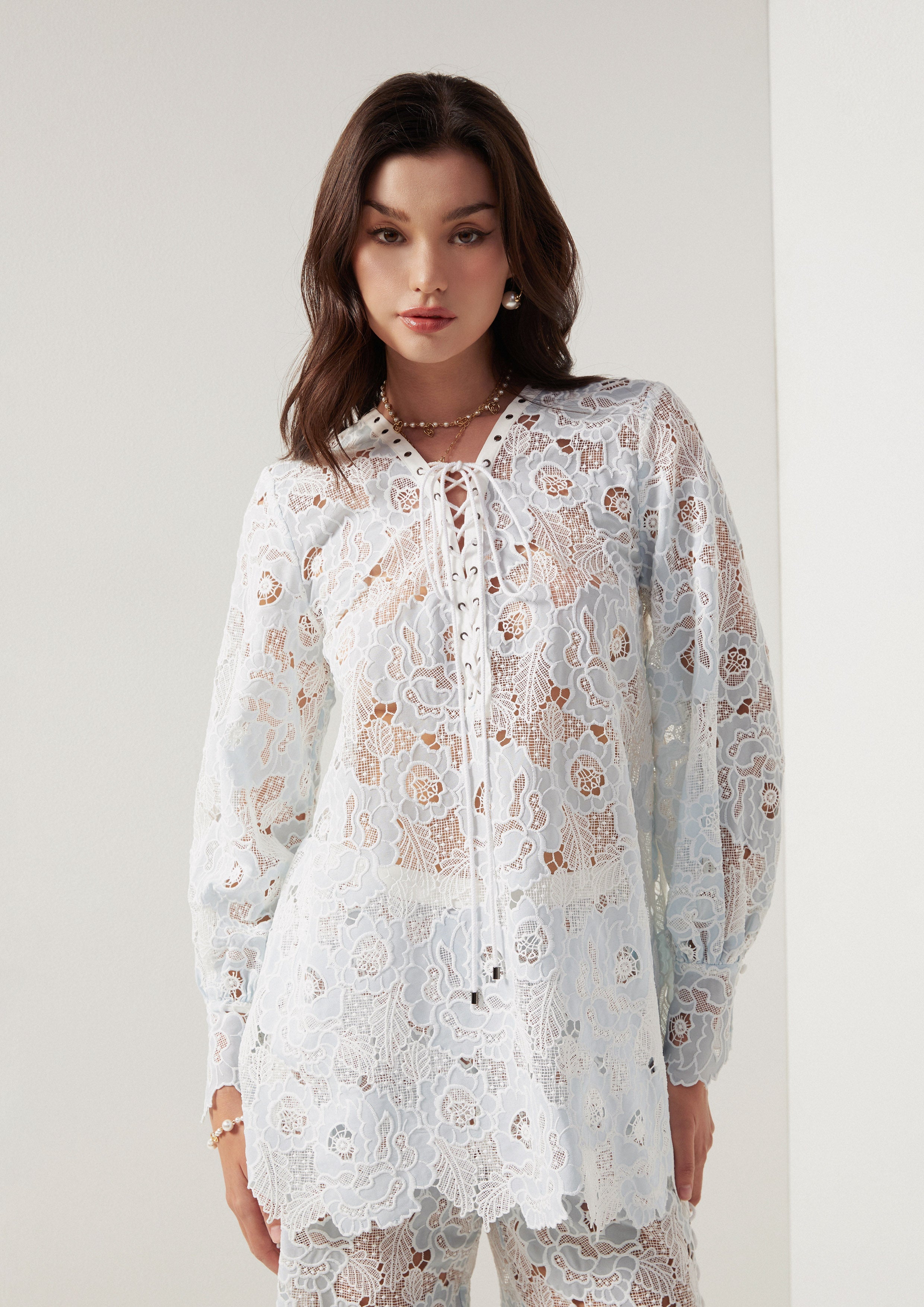 Floral Lace Long Sleeve Blouse