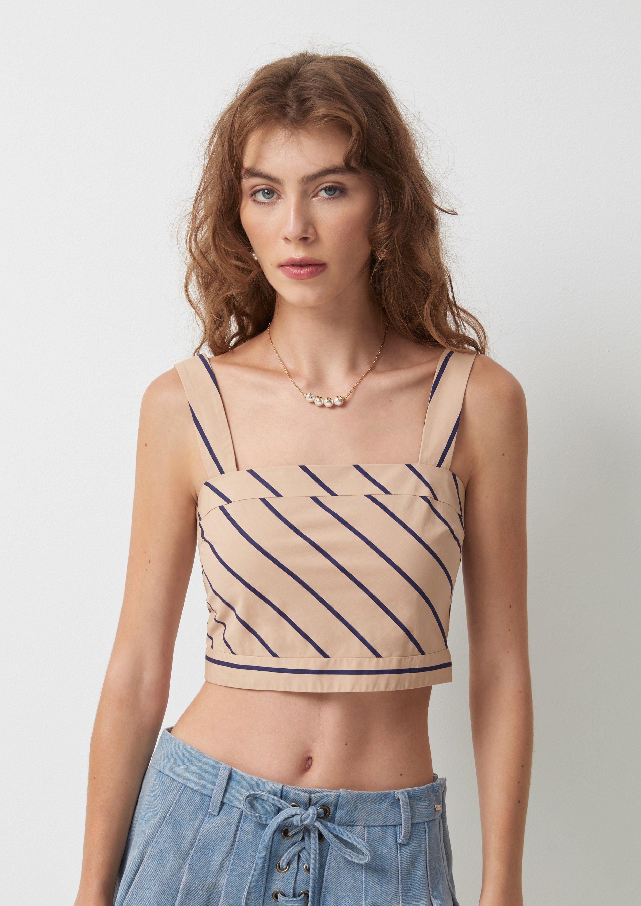 Diagonal Chevron Stripes Crop Top Pas De Une