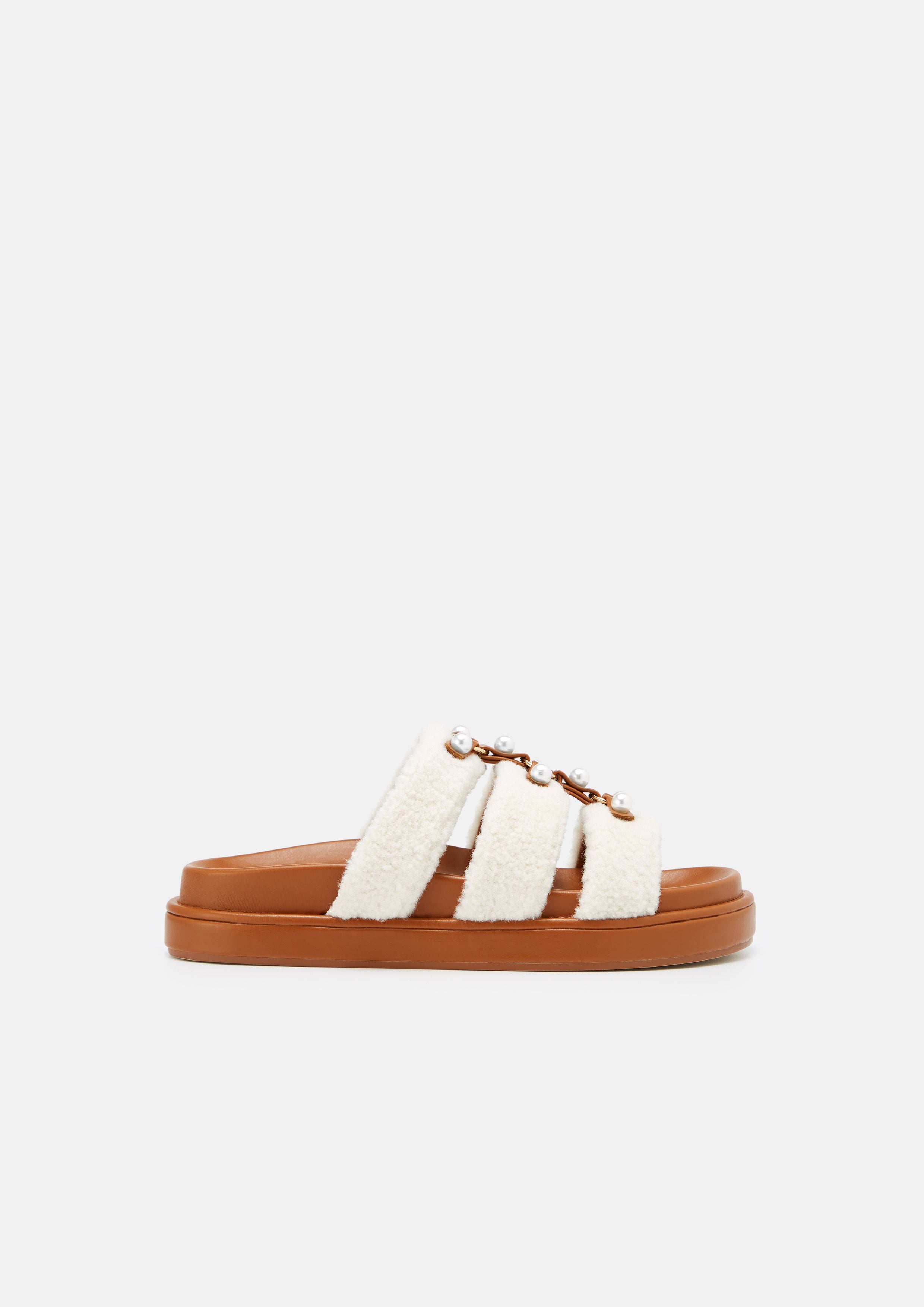 Kaky Flat Sandals